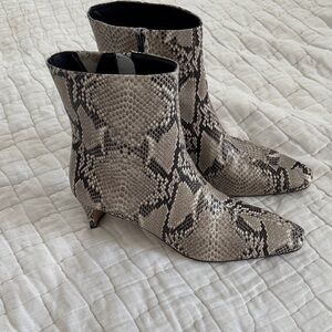 Chico’s Snakeskin boots size 10.5